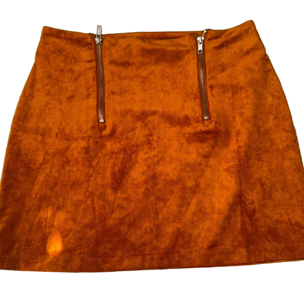 Suede mini skirt with front zipper detail